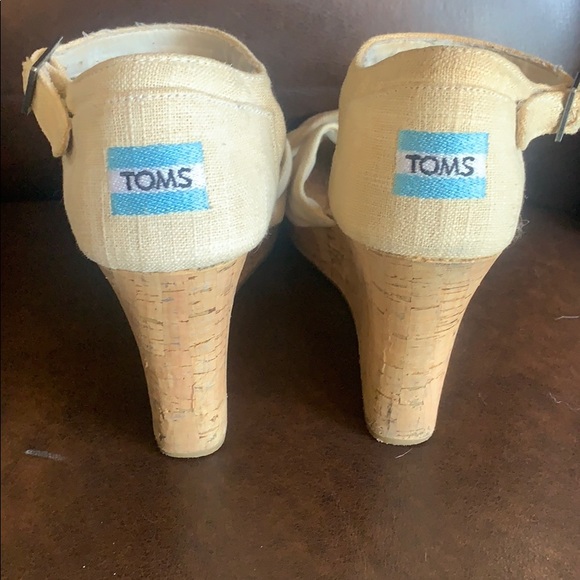 Toms wedge cream 8.5 w - Picture 3 of 11